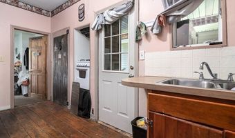 661 Washington St, Coventry, RI 02816