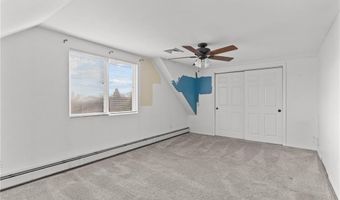 4 Cobble Hill Rd, Lincoln, RI 02865