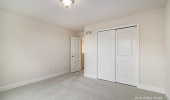 3343 Roseford Blvd, Ann Arbor, MI 48105