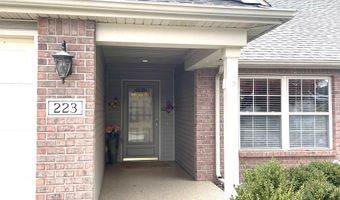 223 Coronet St, Angola, IN 46703