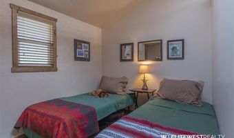 33 Cumberland Rd, Clark, WY 82435