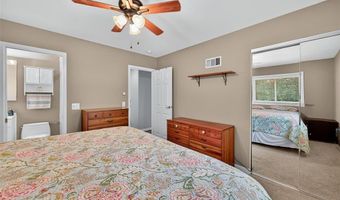 124 Vlasis Dr, Ballwin, MO 63011