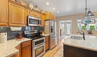 3224 Sand Crk, Adrian, MI 49221
