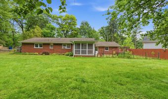2687 Apple Way, Ann Arbor, MI 48104