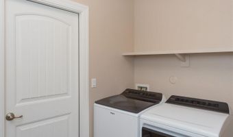 1384 Springfield St, Artesia, NM 88210