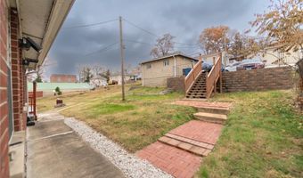 2248 E Broadway, Alton, IL 62002