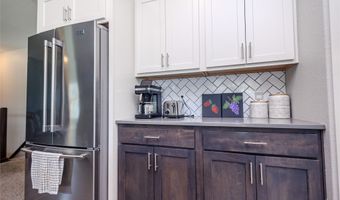1105 Hunter Ct, Adel, IA 50003