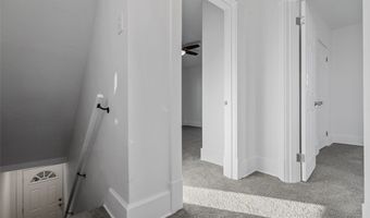 1019 Pine St, Ambridge, PA 15003