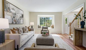 5776 Cedar Ridge Dr, Ann Arbor, MI 48103