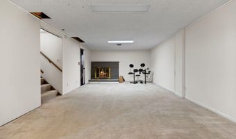1534 Barrington Pl, Ann Arbor, MI 48103