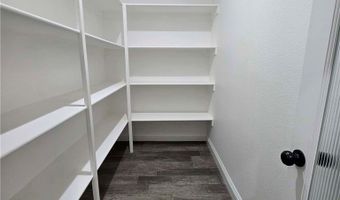 20401 Tonawanda Rd, Apple Valley, CA 92307