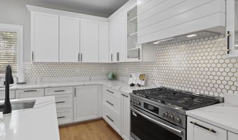 8403 OLD GEORGETOWN Rd, Bethesda, MD 20814