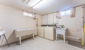 31 Garden Cir, Babbitt, MN 55706