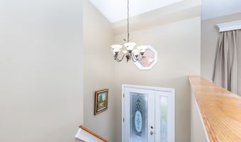 127 Curtiss St, Bristol, CT 06010