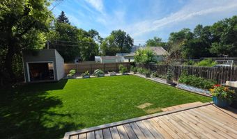 710 East St, Bottineau, ND 58318