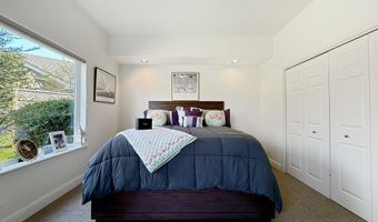 204 SCHOONER BAY Dr, Brookings, OR 97415