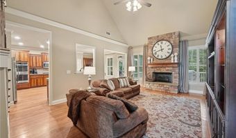 202 Saddlehorn Trl, Ball Ground, GA 30107