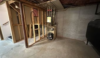 11 Pimlico Ct, Bedford, NH 03110