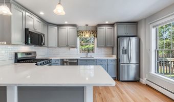 4 Highview Ter, Belfast, ME 04915