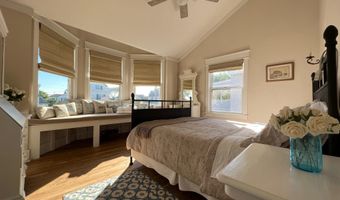 204 CORAL St, Beach Haven, NJ 08008