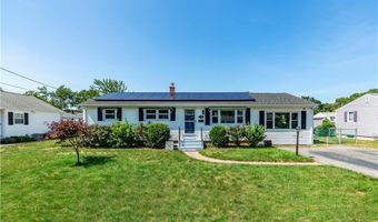 43 Deerfield Dr, Warwick, RI 02886