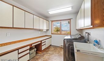 606 Frank Rd, Belgrade, MT 59714
