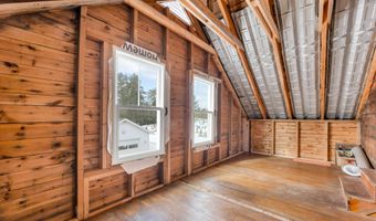 29 Main St, Alton, NH 03809