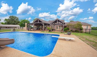 1491 Burr Hight Rd, Bells, TN 38006