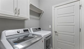 5803 Hyde Park, Bentonville, AR 72713