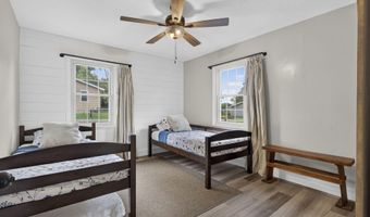 600 Shelton Ave, Ava, MO 65608