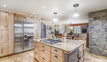21 Trevino Cir, Angel Fire, NM 87710