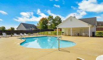 314 War Emblem Dr, Boiling Springs, SC 29316