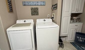 339 Waldorf Dr, Auburndale, FL 33823