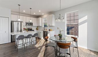 2141 Magenta Ln, Algonquin, IL 60102