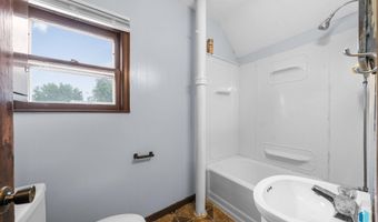 150 N Oak Ave, Bridgewater, SD 57319