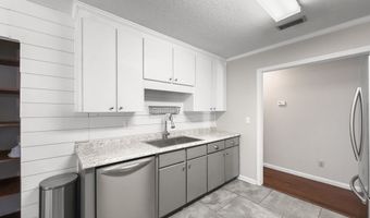 138 Vann Dr, Ashford, AL 36312