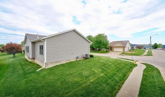 4526 W 14TH St, Davenport, IA 52804