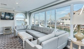 28 Brown And Howard Wharf 102, Newport, RI 02840