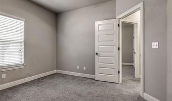5507 Nottingham Pl, Bartlesville, OK 74006