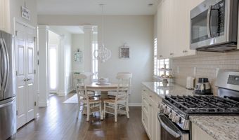 31 GARDEN Path, Barnegat, NJ 08005