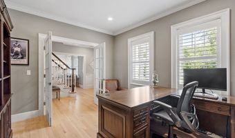 26 Mill Pond Rd, Bolton, MA 01740
