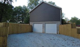 251 Briarwood Dr, Bedford, IN 47421