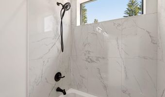 7518 E Duke Ln, Athol, ID 83801