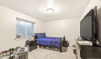 408 N Curlew Dr, Ammon, ID 83401