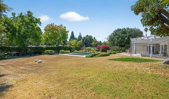 1809 Via Montecito, Camarillo, CA 93012