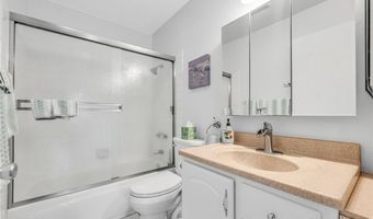 1358 Oakhurst Ct, Camarillo, CA 93010