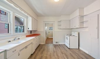 657 FLORENCE Ave, Astoria, OR 97103