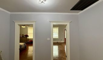 202 Panola Ave, Batesville, MS 38606