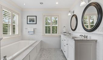 71 West Ave, Darien, CT 06820