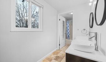 8228 TRIPLE CROWN Rd, Bowie, MD 20715